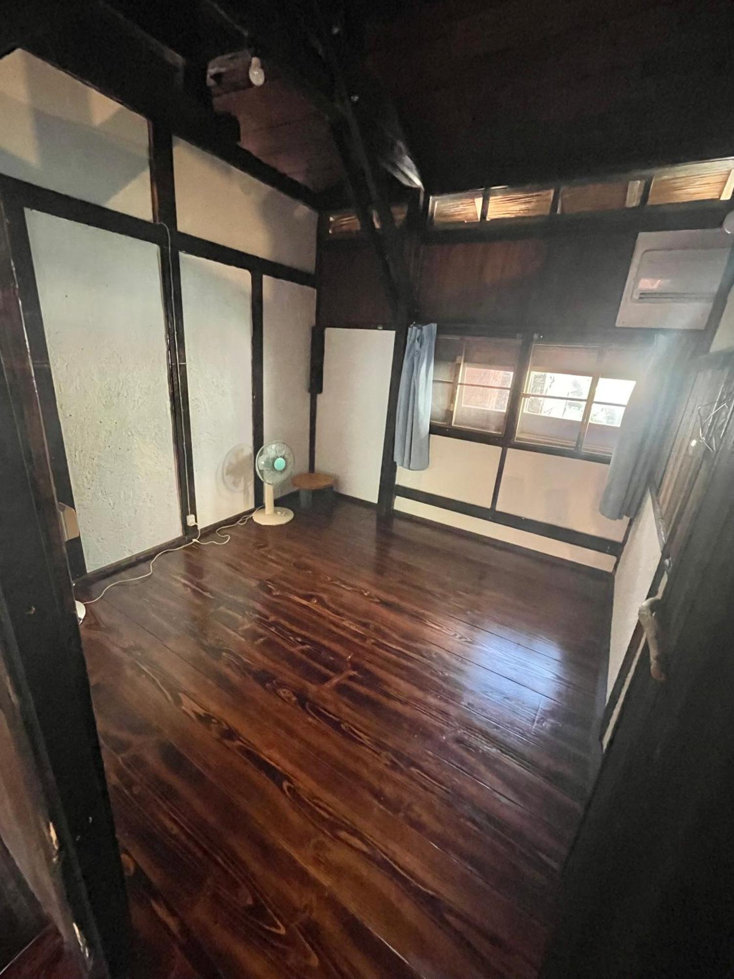 Hotel 月光荘沖縄 Naha Exterior foto
